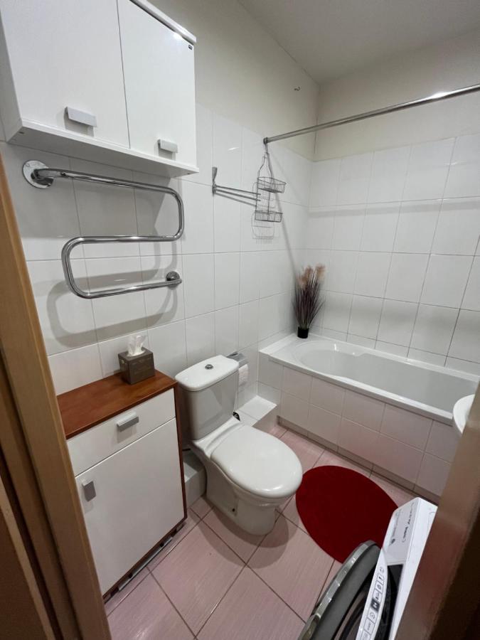 Lovely Apartments In Imanta With Free Parking Riga Exterior foto